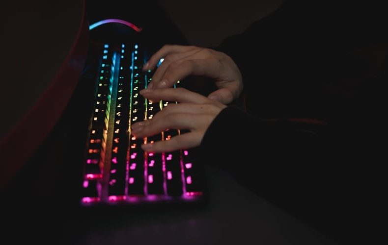 Best Wireless Gaming Keyboards in 2026: No Lag Picks for PC and Console Gamers