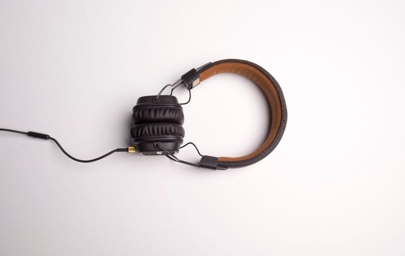 Is Spatial Audio Worth It? What Apple, Sony, and Samsung Offer in 2026