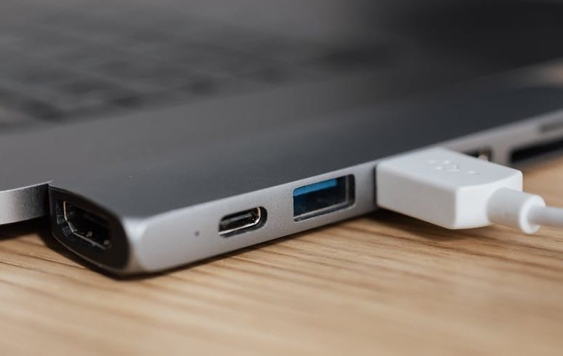 USB C vs Thunderbolt 5: What’s the Real Difference and Which Do You Need?