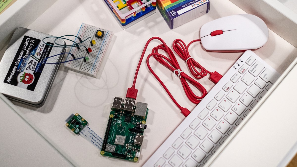 Raspberry Pi Keyboard and Mouse in-store