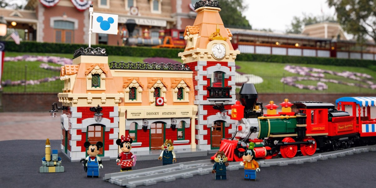 LEGO Disney Train Station