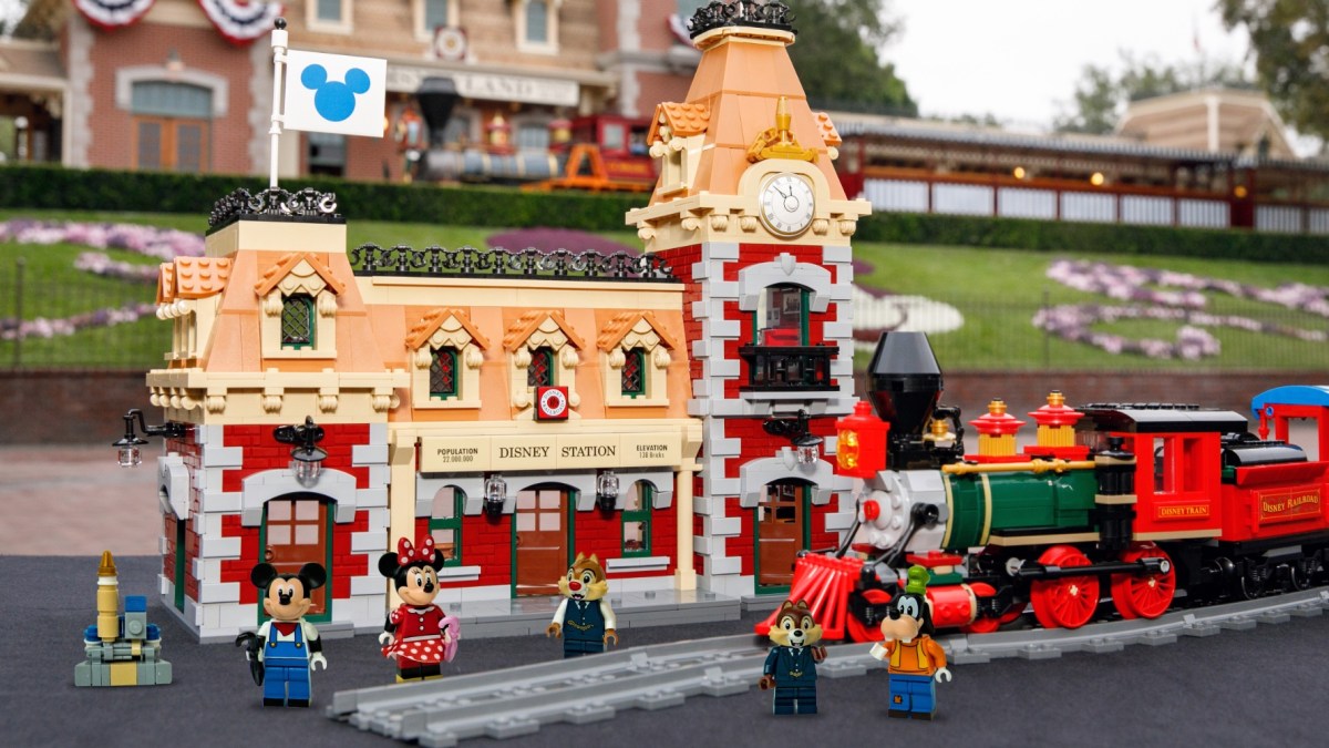 LEGO Disney Train Station