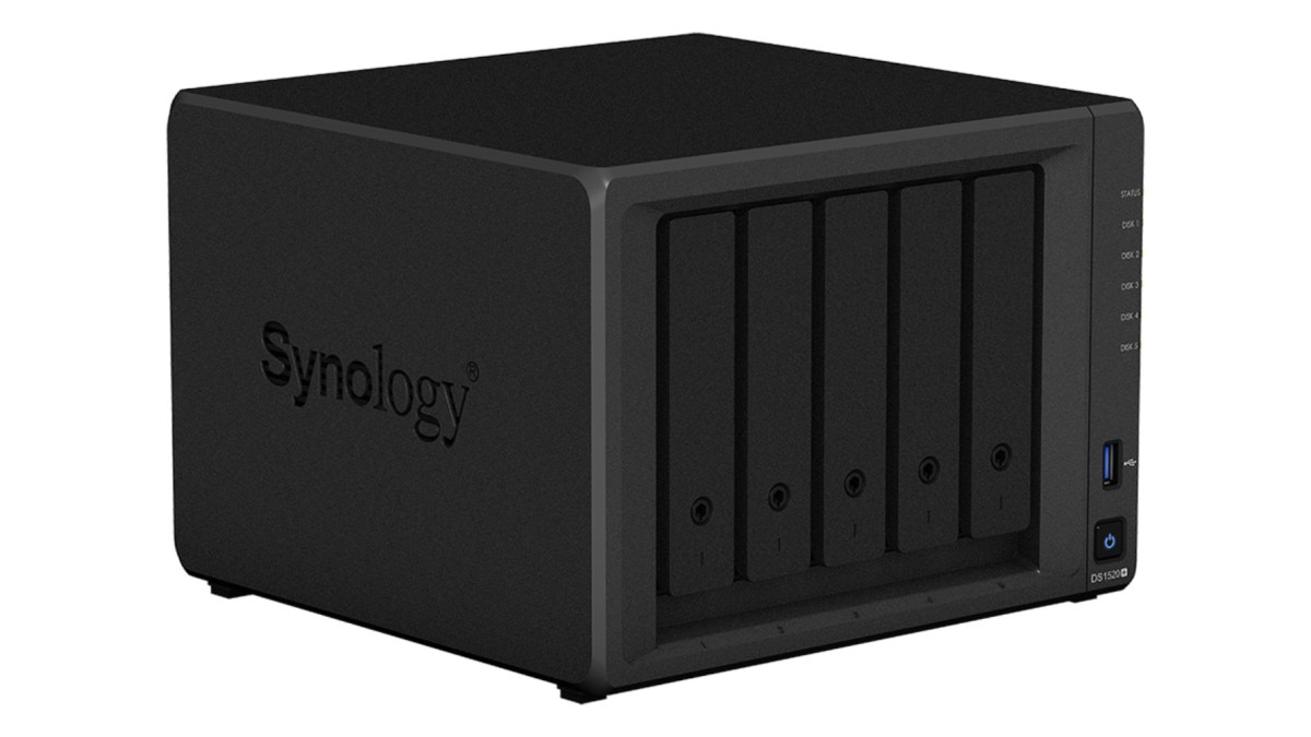 Synology DS1520+ NAS