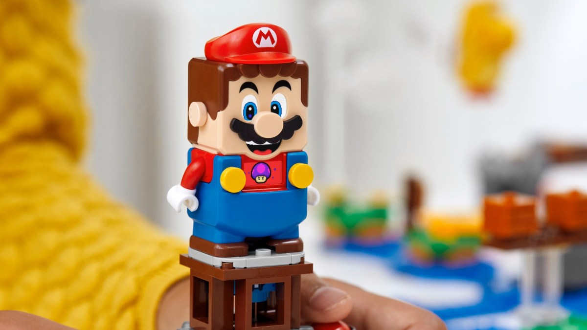 LEGO Mario