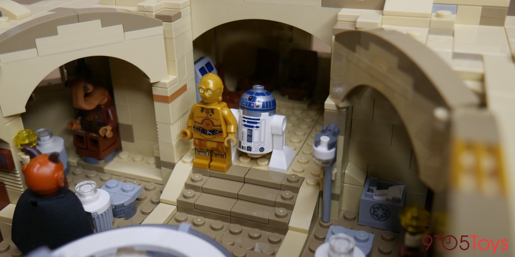 LEGO Mos Eisley Cantina