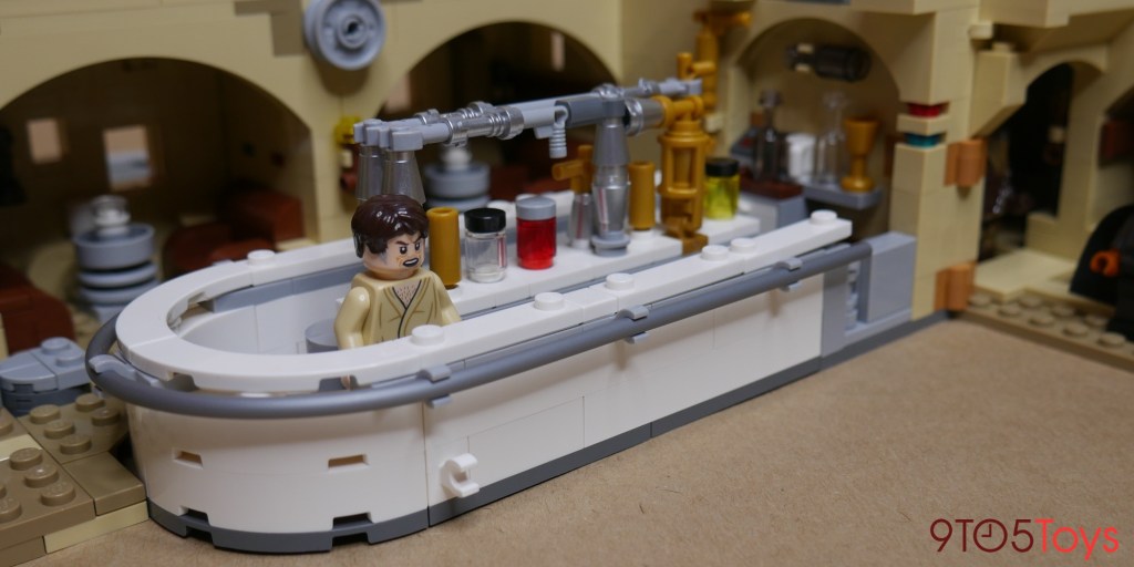 LEGO Mos Eisley Cantina