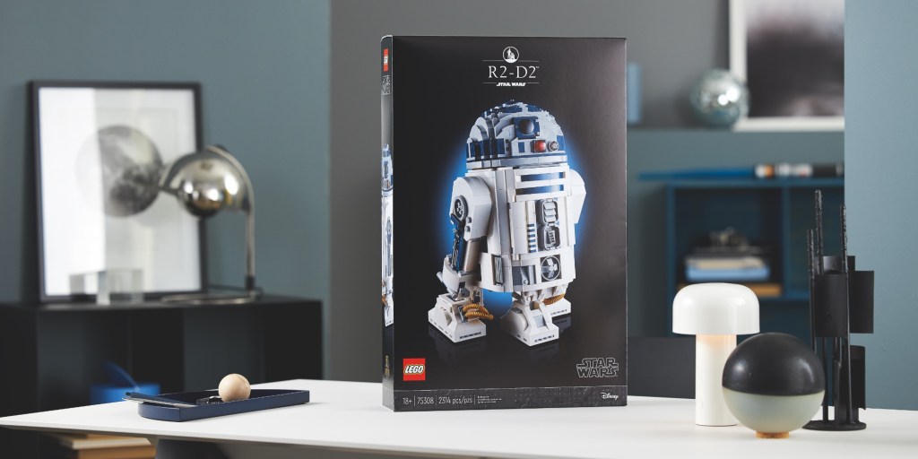 LEGO R2-D2