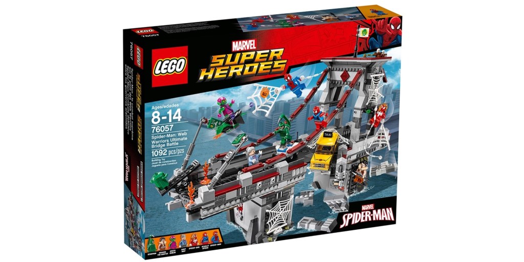 LEGO Spider-Man Bridge Battle 30443 2022