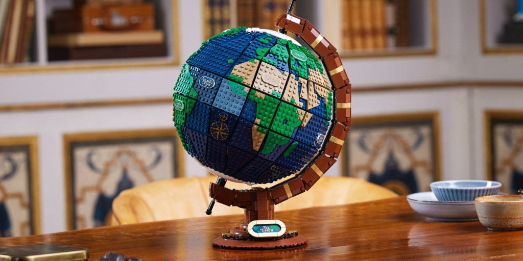 LEGO Ideas Globe