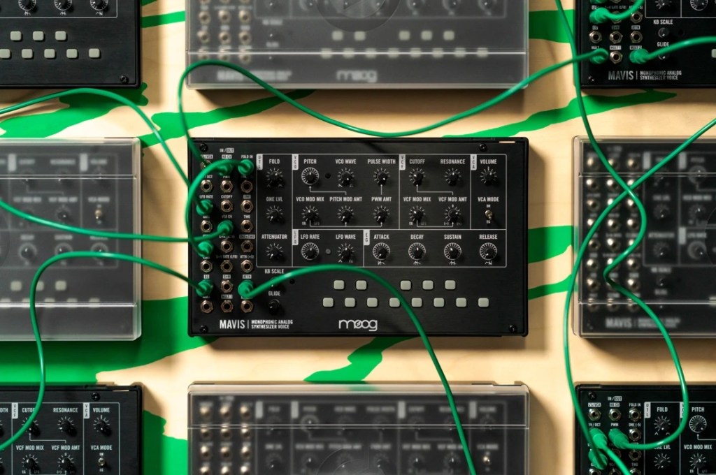 semi-modular synth