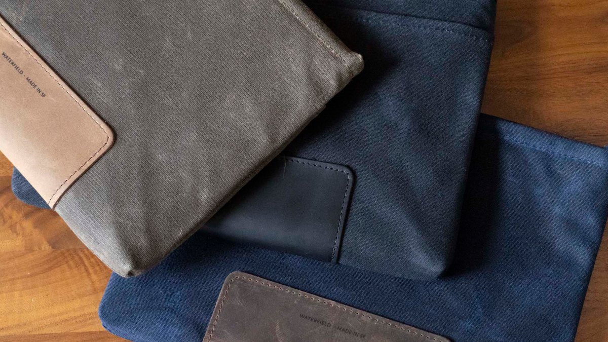 WaterField M2 MacBook Air sleeve