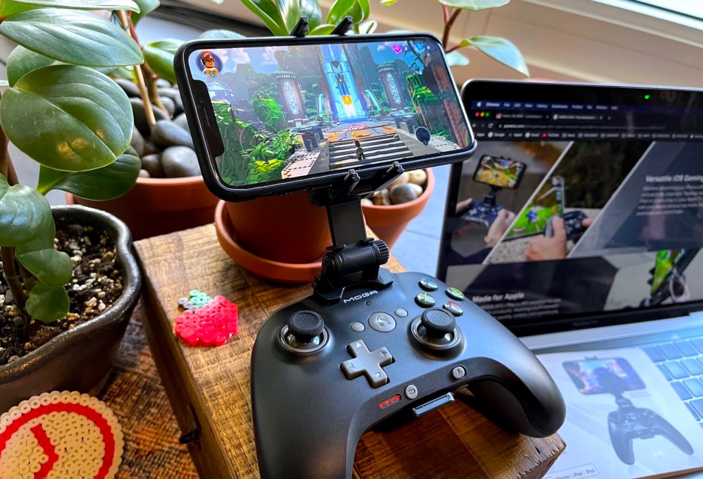 PowerA MOGA XP5-i Plus iPhone Controller Review