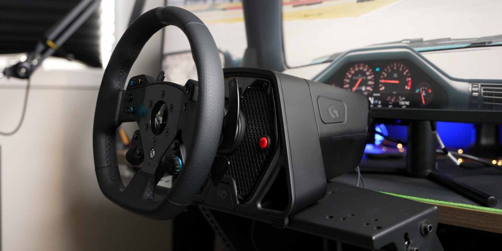 logitech-pro-racing-wheel-pedals