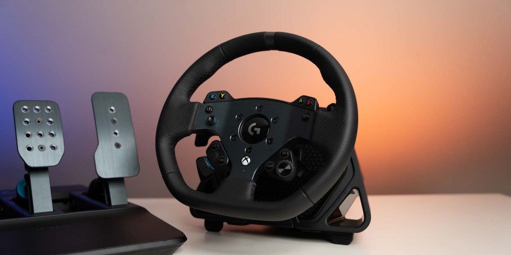 logitech-pro-racing-wheel-pedals