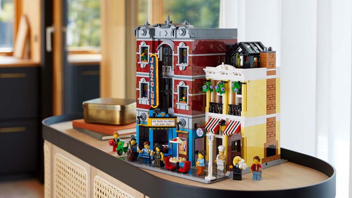 LEGO Jazz Club modular building