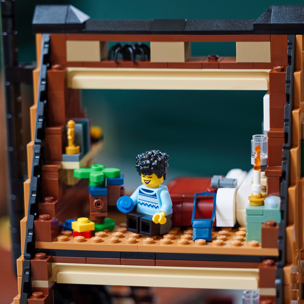 LEGO Ideas A-Frame Cabin