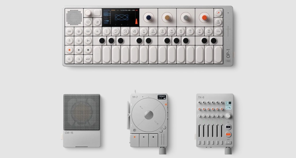 TP–7 field recorder