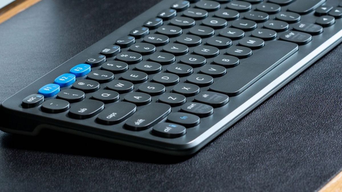 Qi wireless charging keyboards from ZAGG