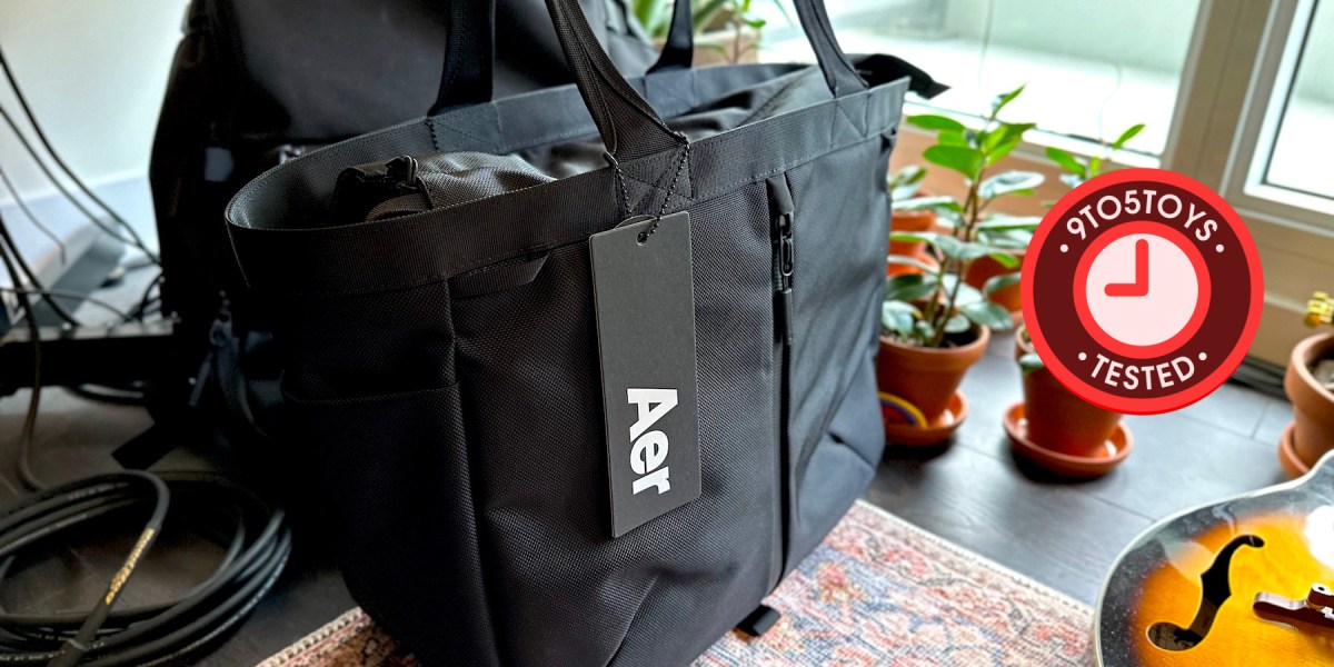 Aer City MacBook Tote bag