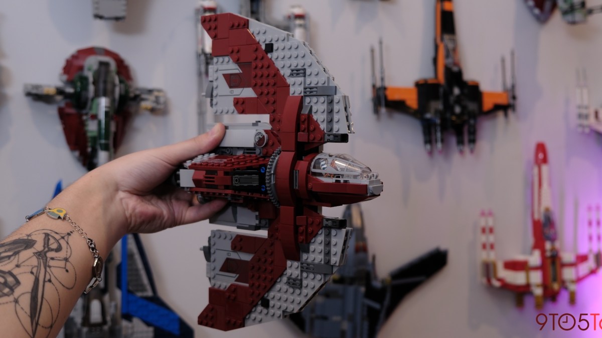 LEGO T-6 Jedi Shuttle