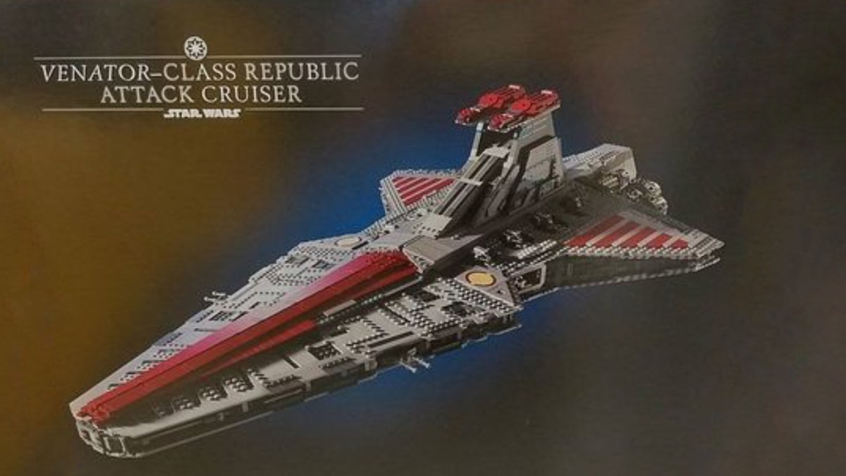 LEGO UCS Venator