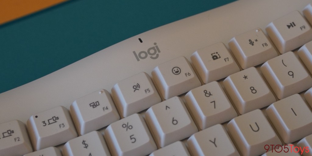 a close up of a computer keyboard