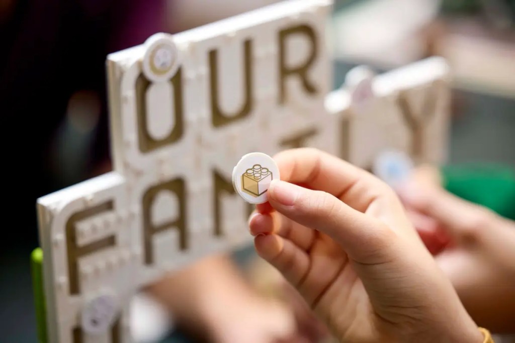 LEGO Message Board