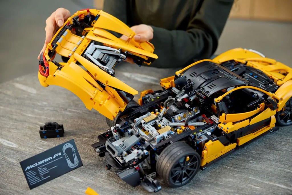 LEGO McLaren P1