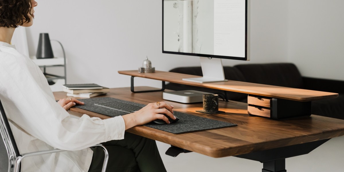 Wood Standing Desk PRO