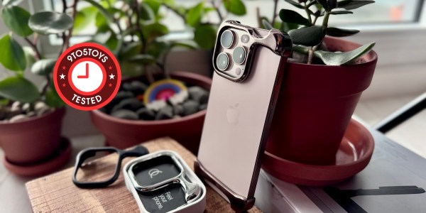 Arc Pulse iPhone 16 Bumper Case review-hero