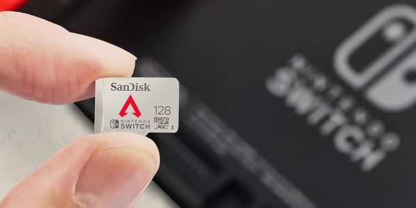 Image showing a person holding SanDisk's 128GB Nitendo Switch microSD card.