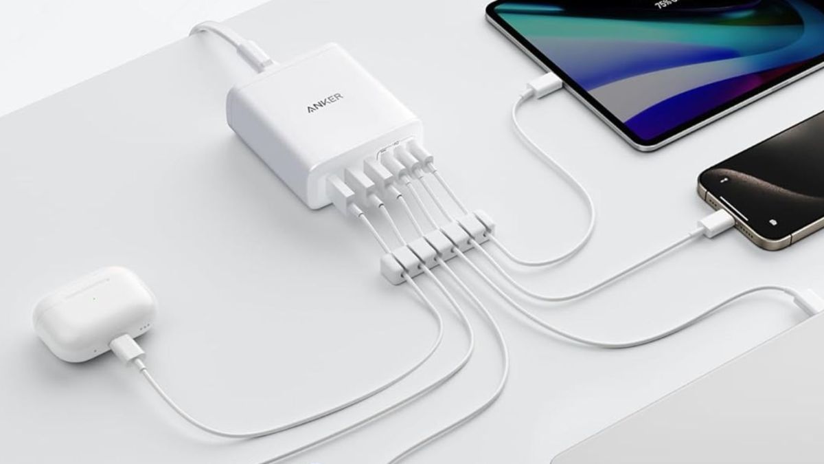 Image showing Anker's 6-port desktop charger in white powering six devices.