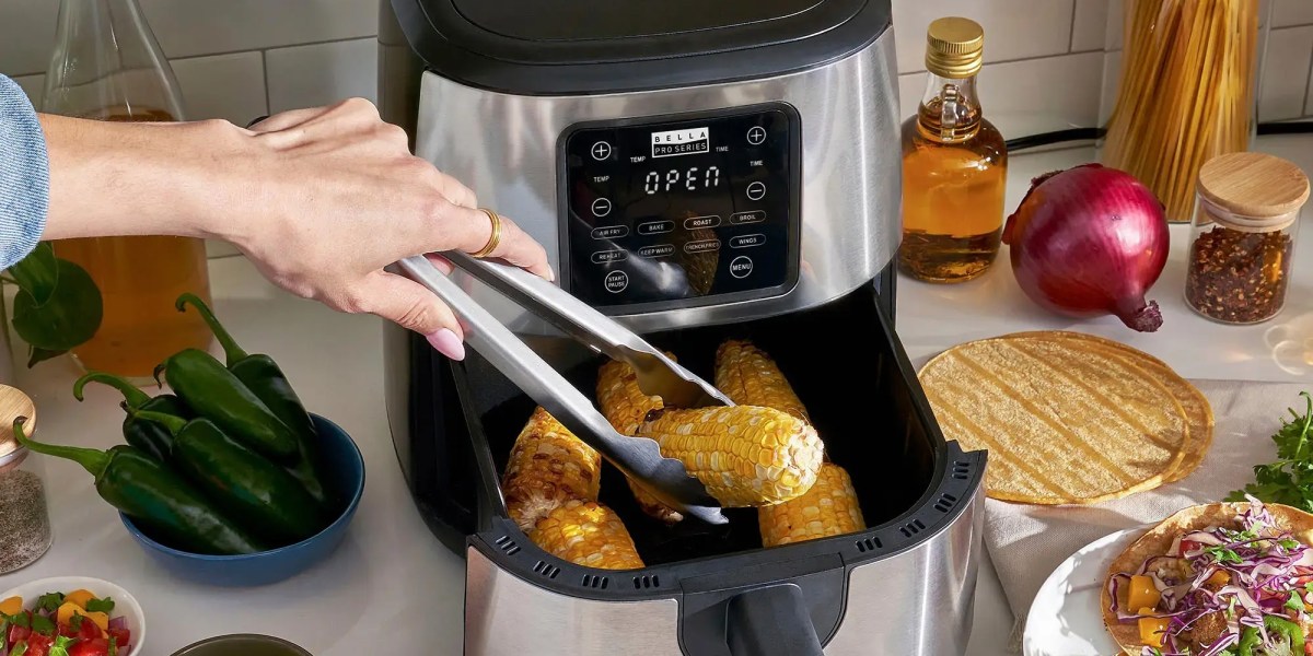 Bella PRO 4.2-quart Touchscreen Air Fryer copy