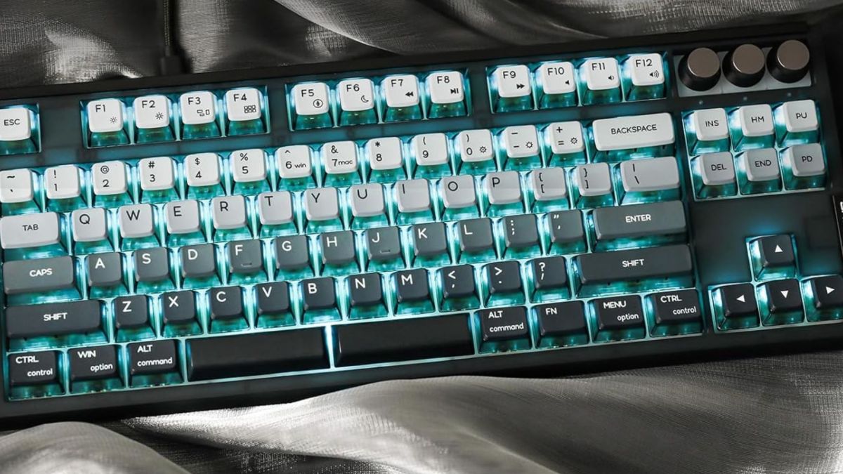 Image showing a render of Epomaker's Skyloong GK87 TKL keyboard.