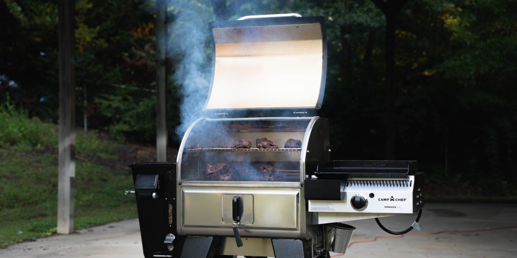 A grill with meat on it