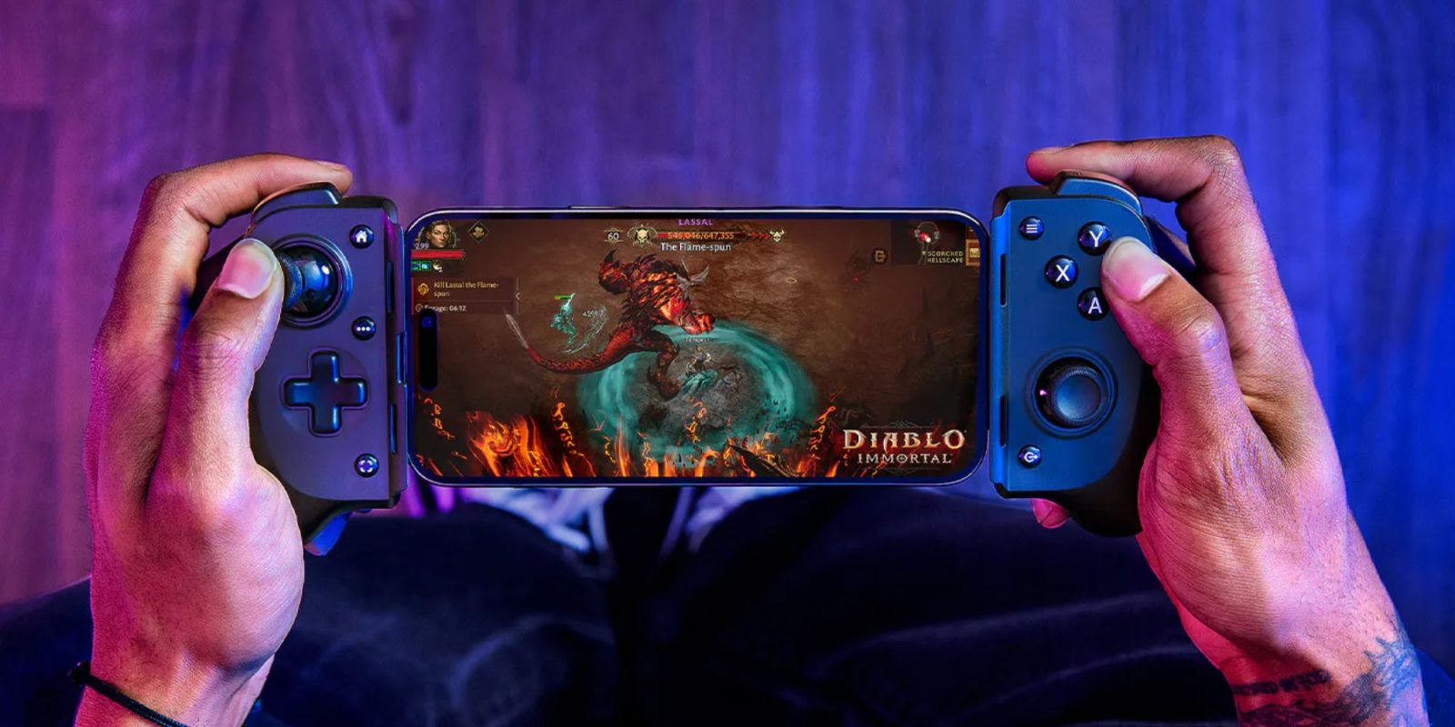 Image showing a person holding Razer's Kishi V3 mobile controller.