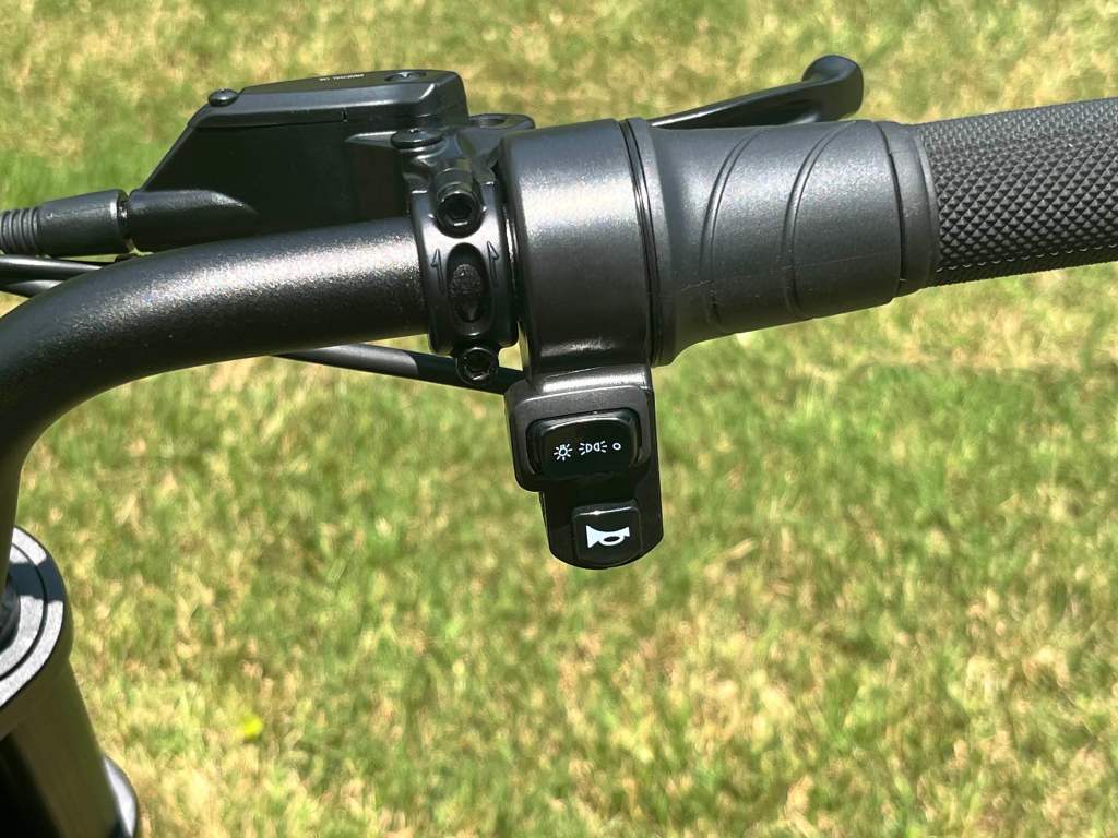 A handlebar of the Ride1Up Revv1 DRT