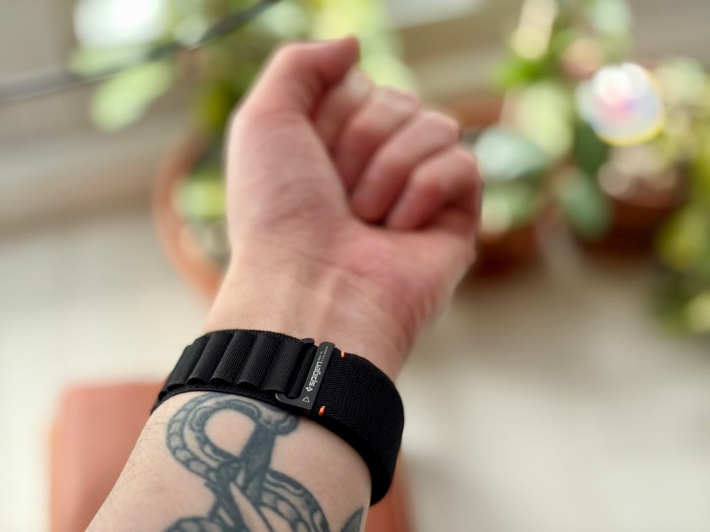 A person wearing a wrist band